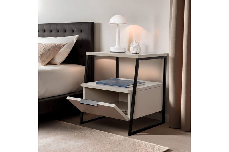 Yöpöytä Kavilash Hiilijalan]{|text_list - Hiilijalan]{|text_list - Huonekalut - Pöytä & ruokailuryhmä - Apupöytä & sivupöytä - Yöpöytä